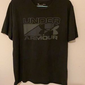 Under armor super dark green T-shirt